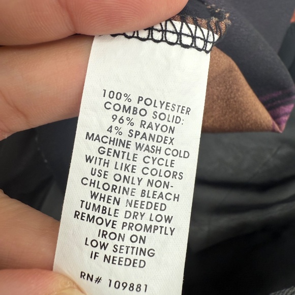 Sunny Leigh Top Women 3X Black Pink Artsy Long Sleeve Chiffon Trim Colorful - Picture 9 of 12